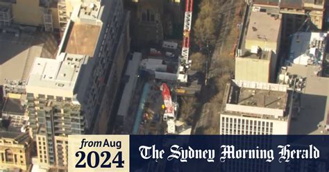 Video Police Detain Naked Man With Knife Scaling Melbourne CBD Building Site