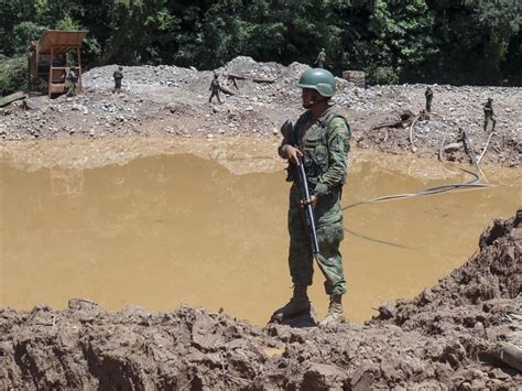 La Miner A Ilegal Depred Hect Reas En En R O Punino