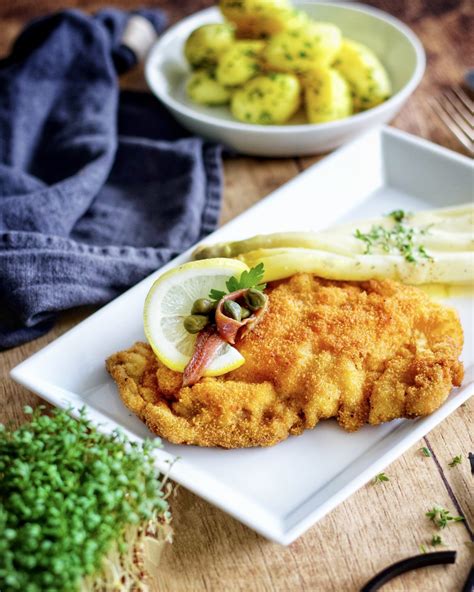 Wiener Schnitzel Foodish