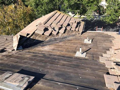 Asphalt Shingles Stay Dry Placentia