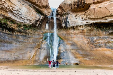 Lower Calf Creek Falls Trail In Escalante | Visit Utah