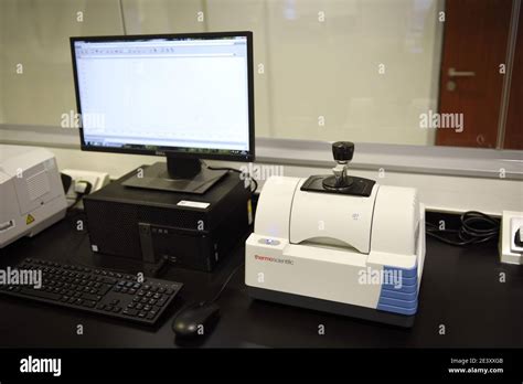 El Espectr Metro Ftir Nicolet Is Proporciona Informaci N Y Para