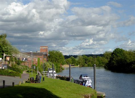 The River Severn At Stourport © Roger D Kidd Cc By Sa20