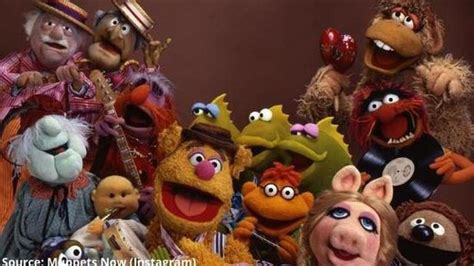 Why Are Most Muppets Left Handed Heres The Mystery Behind Muppets