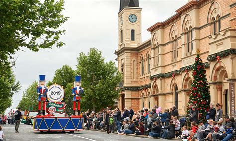 Entries Now Open For The 2022 Christmas Parade City Of Mount Gambier