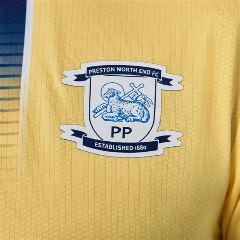 Nova Terceira Camisa Do Preston North End Castore