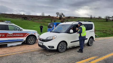 Jandarma ekipleri trafik denetimi yaptı