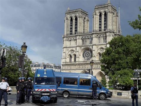 Notre Dame Paris Police Respond To Incident At Cathedral News