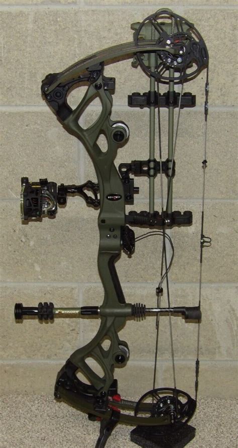 Loaded Right Hand Bowtech Carbon One Bow Package 25 5 To 30 5 60 To