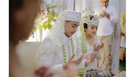 Sah Ini 5 Fakta Menarik Akad Nikah Siti Badriah Dan Krisjiana Hot