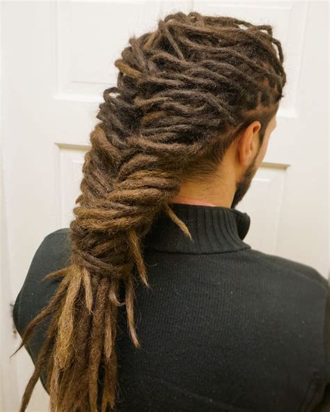 60 Hottest Mens Dreadlocks Styles To Try Thin Dreads Dreadlock Hairstyles For Men Dreadlock