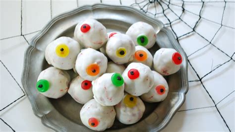 Eyeball Cake or Cake Props – Pamela's Products