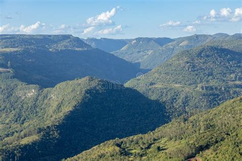 Vale Do Rio Cai Visto De Um Ponto De Vista De Vigia Em Nova Petropolis