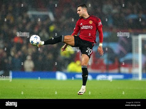 Diogo Dalot Action Hi Res Stock Photography And Images Alamy