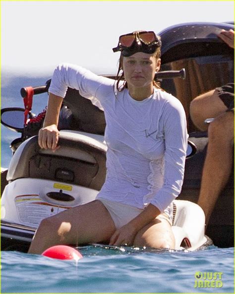 Shirtless Leonardo Dicaprio Yachts With Bikini Clad Toni Garrn Photo