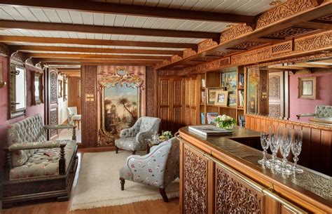 Classic Yacht LA SULTANA - Interior — Yacht Charter & Superyacht News