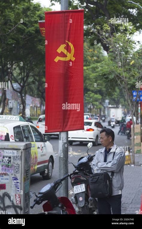 Bandiera del partito comunista fotografías e imágenes de alta