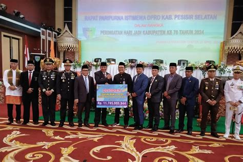 Pemerintah Kabupaten Pesisir Selatan Terima Dividen Tahun Buku 2023