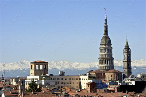 Foto Stock Novara Cupola Di San Gaudenzio Adobe Stock