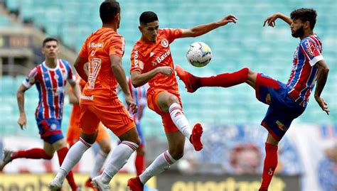 Melhores momentos de Bahia 1 x 2 Internacional pelo Brasileirão