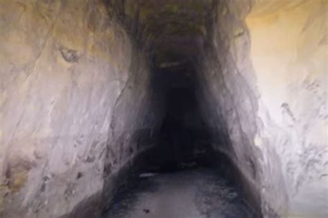 This Minnesota Tunnel Is Known As The Tunnel Of Terror