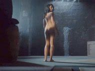 Naked Mädchen Amick in Witches of East End