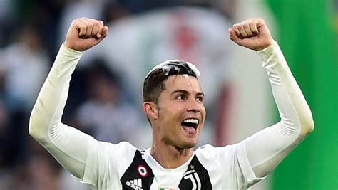 Chegou Viu E Venceu Cristiano Ronaldo é Campeão Em Itália Pela