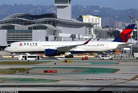 N518DZ Airbus A350 941 Delta Air Lines Helmut Schnichels JetPhotos