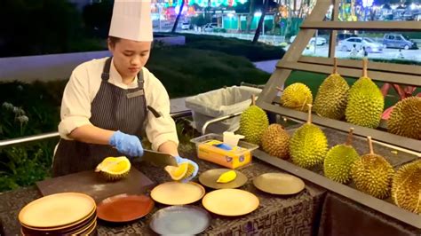 Most Expensive Ramadhan Buffet Free Flow Durian Musang King YouTube