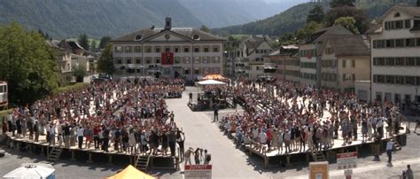 Unternehmen M Ssen In Glarner Weiter Kirchensteuern Zahlen Kath Ch