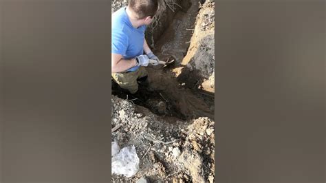 Вода в дренажной канаве - YouTube