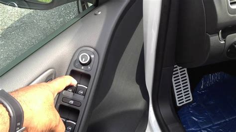 How To Manually Roll Up A Power Window