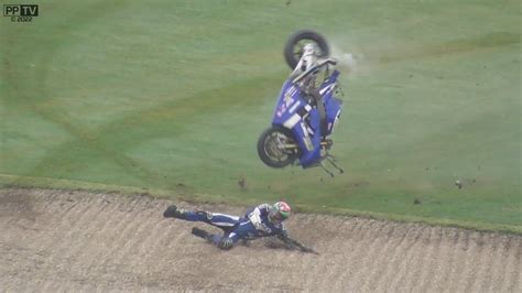 Donington Park Crashes Highlights Bsb British Superbikes