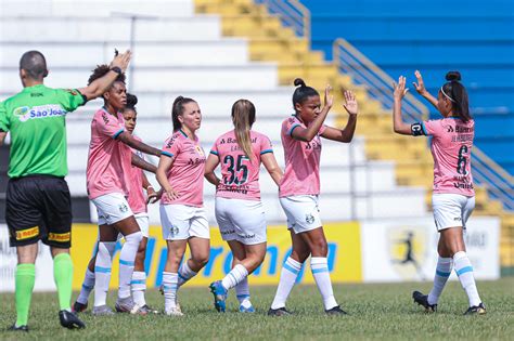 Gurias Gremistas goleiam Elite e estão na final do Gauchão Feminino