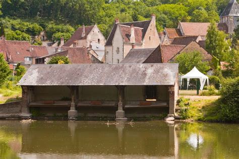 Le village féerique de l Eure et Loir Carre d info