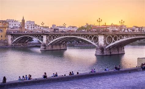 Las Calles De Sevilla De Las Que No Querr S Salir Matador Espa Ol