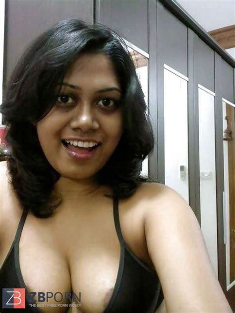 Crimson Super Steamy Indian Curry ZB Porn