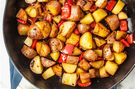 Easy Skillet-Fried Potatoes Recipe