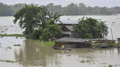 Assam Floods Death Toll Mounts To 70 Brahmaputra Flowing Above Danger