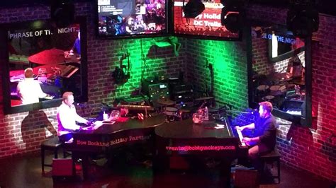 National Harbor Live Music Venue Bobby Mckeys Dueling Piano Bar Youtube