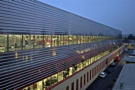 A Sede Das Transnacional Da Ferrari Zivya