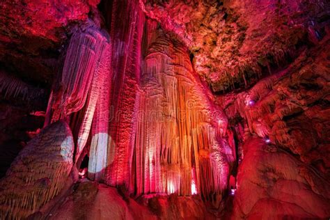 Interior View Of The Meramec Caverns Stock Image Image Of Nature