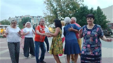 А девки по полю гуляют 01.09.23. - YouTube