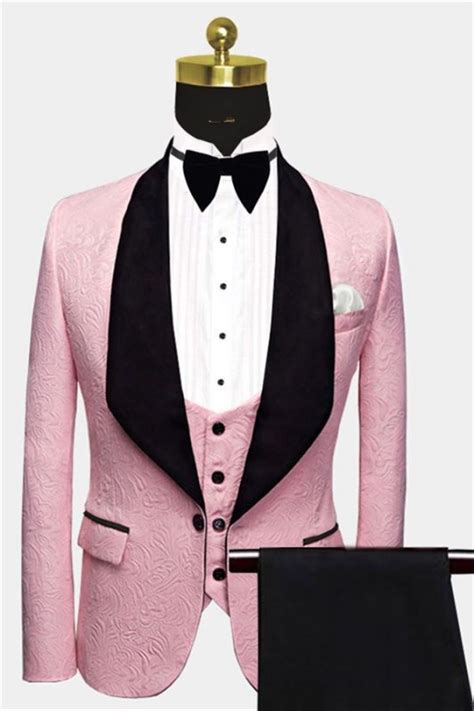 Gorgeous Pink Jacquard Prom Suits Three Pieces Men Suits With Black