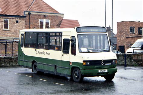 Harrogate Coach Travel H Cfv Ripon New To Burnley Flickr