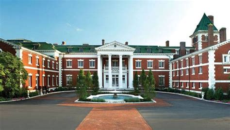 International Campuses London New York Amity University Dubai