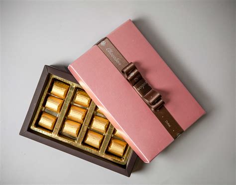 Pink Silk Chocolate Box - Chocobon