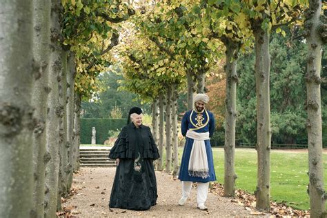 Victoria & Abdul (2017) Pictures, Trailer, Reviews, News, DVD and ...