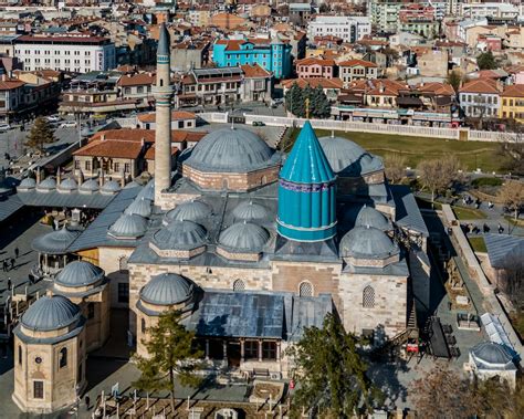 Mevlana Kimdir Hayat Ve Eserleri