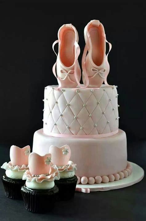 Pin By Laura Lizarde On Ballet Party Ballet Cakes Ballerina Cakes